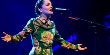 Natalia Lafourcade gana el Grammy al mejor disco de Música Regional Mexicana