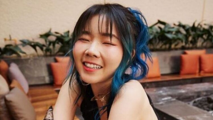 Chingu Amiga: acusan a la influencer de no pagar impuestos y cobrar en dólares, piden que vuelva a su país