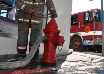 Desabasto de agua y accidentes causan fallas en hidrantes
