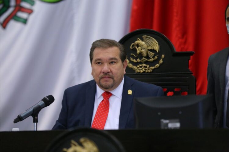 Detectan manejos oscuros del gasto en cinco municipios