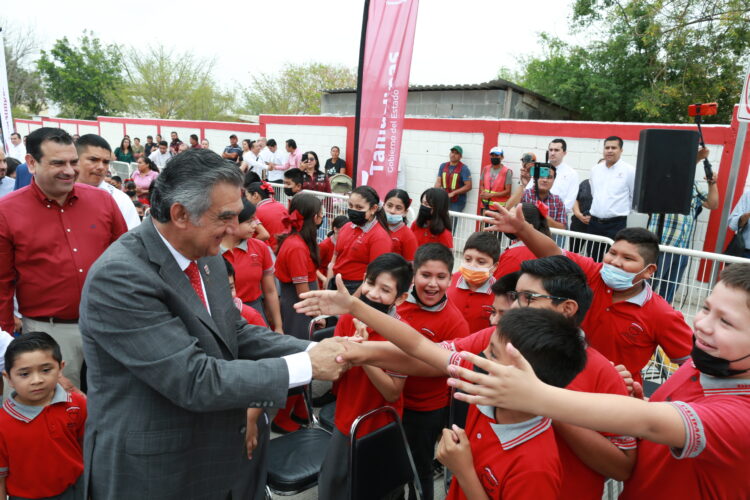 Termina la espera: entrega el Gobernador pavimentaciones en colonias de Victoria