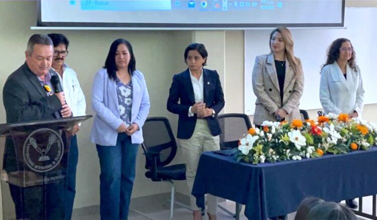 Resalta UAT participación de la mujer en el campo de la medicina