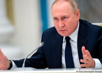 Gracias, ‘camarada’ Putin: Rusia analiza eliminar visa obligatoria para México
