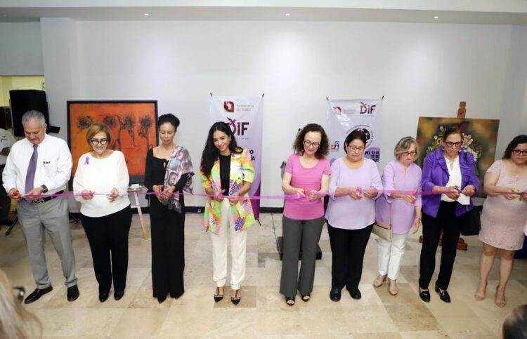Inaugura salud exposición de pintura “Mujeres en el Arte”