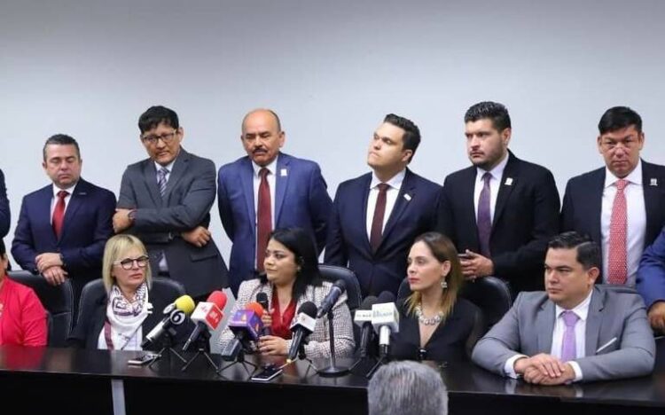 Ediles y legisladores repudian campaña de desinformación de Cabeza de Vaca