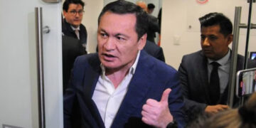 Alejandro Moreno tiene ‘secuestrado’ al PRI y hay que sacarlo: Osorio Chong