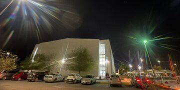 Se ilumina el Polideportivo “Ing. Américo Villarreal Guerra”