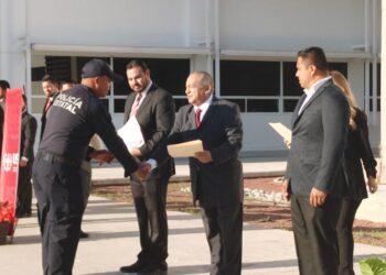 Entrega USJT más elementos capacitados en readiestramiento policial con énfasis en derechos humanos