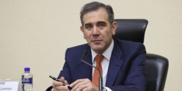 Personal del INE ha coadyuvado a consolidar la democracia en México: Lorenzo Córdova
