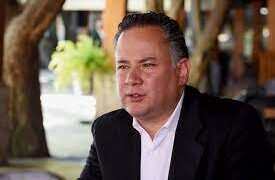 Santiago Nieto adelanta que demandará a García Cabeza de Vaca