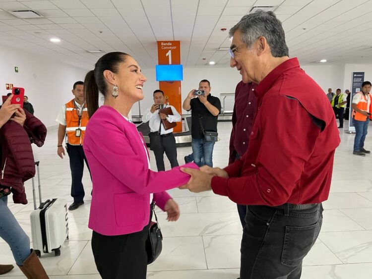 Arropan a Clauda Sheinbaum en Tamaulipas