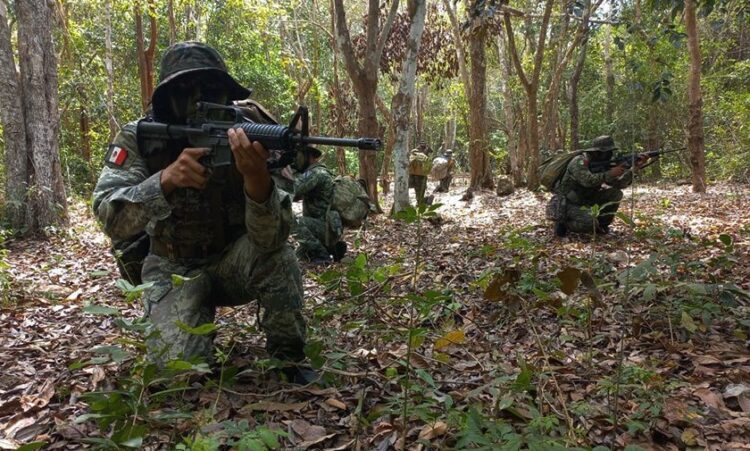 La SEDENA imparte adiestramiento militar para la 48 zona y 15vo Batallón de Infantería