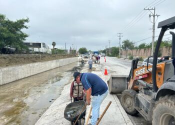 Avanza Municipio de Reynosa en desasolve de drenes y canales