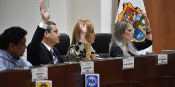 Rinden protesta nuevos funcionarios del Servicio Profesional Electoral Nacional