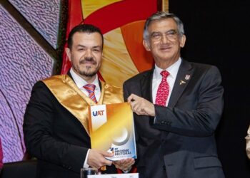 Gobernador destaca el compromiso social de la UAT