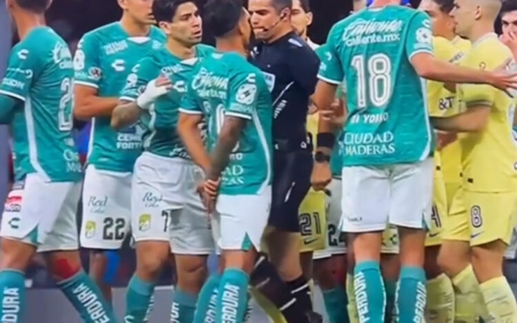 La Liga MX anuncia abrirá un proceso de investigación tras el rodillazo del árbitro Fernando Hernández