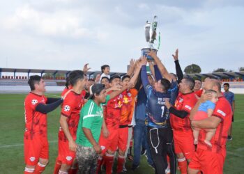 Cuernos Largos se beben la Copa