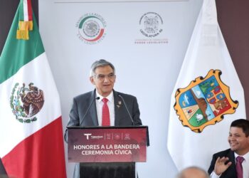 Pide el gobernador a jóvenes apostar por una vida sana