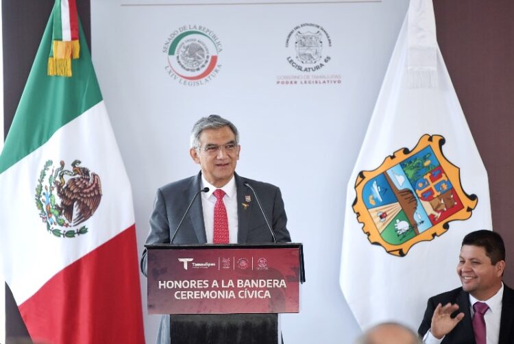 Pide el gobernador a jóvenes apostar por una vida sana