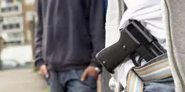 El presidente de Ecuador autoriza a la población la portación de armas