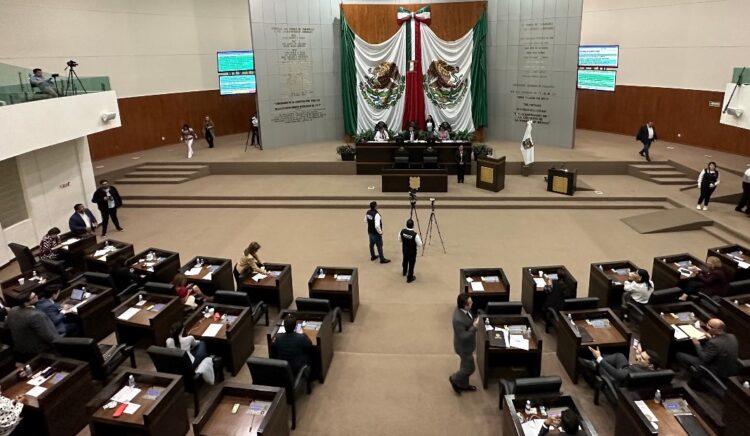 Recibe Congreso iniciativa del Gobernador para crear nuevas Secretarías