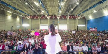 Claudia Sheinbaum: “Abrazos no balazos, no quiere decir que nos quedemos cruzados de brazos”