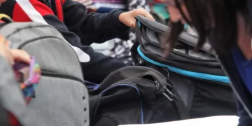 Maestros activan protocolo de seguridad al encontrar ‘arma de fuego’ en mochila de alumno en Tampico