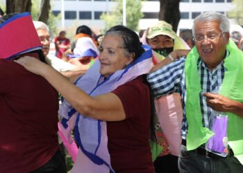 Destacan beneficios de la Risoterapia