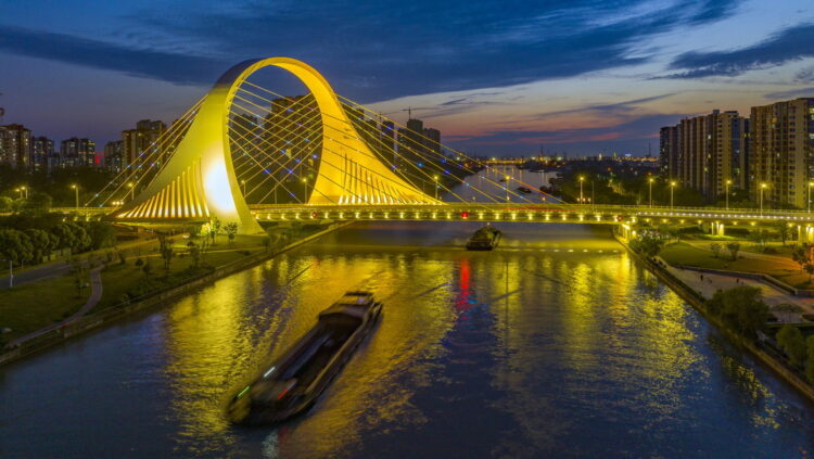 China se convertirá en la economía de más rápido crecimiento en 2023, dice la Comisión Europea