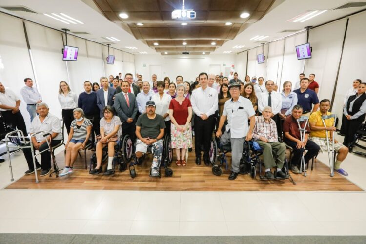 Capacita DIF Tamaulipas a personal en armado  y entrega de más de 400 aparatos funcionales