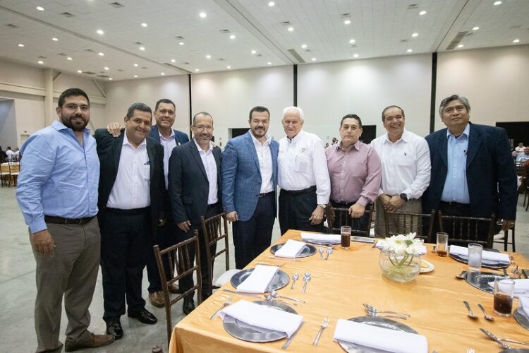 Presidió el rector festejos en honor al personal académico de la UAT