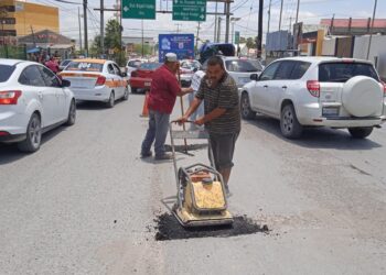 Mejora Gobierno de Reynosa seguridad vial con bacheo y señalización