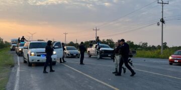Fuerzas de seguridad liberan bloqueos en Matamoros