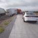 Guardia Estatal auxilia a conductor de tráiler que derrapó en Nuevo Laredo