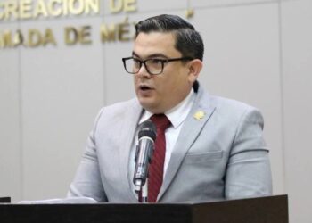 Recibe Diputado Marco Gallegos  quejas por maltrato en agencias del MP  