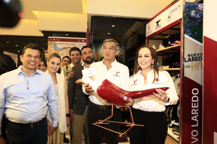 Inaugura gobernador “Punto Tamaulipas”