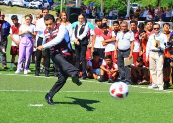 Inauguran Lucy y Lalo torneo juvenil Fut7 “Elige Cuidarte”