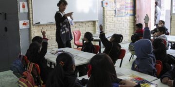 SEP arma megapuente por el Día del Maestro, ¿qué estados volverán a clases hasta el miércoles 17 de mayo?