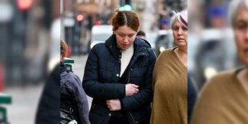 Adolescente de 15 años dio a luz en la sala de sus padres y mató a su hijo