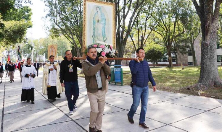 Renueva UAG consagración a la Virgen de Guadalupe