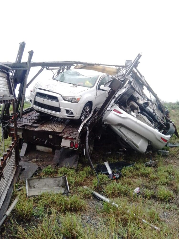 Vuelca nodriza en carretera a Matamoros