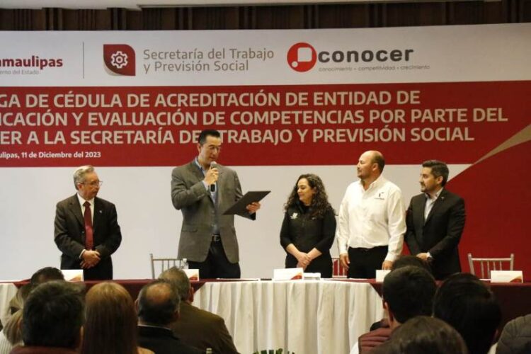 CONOCER acredita a Secretaría del Trabajo como entidad de Certificación y Evaluación en Competencias Laborales