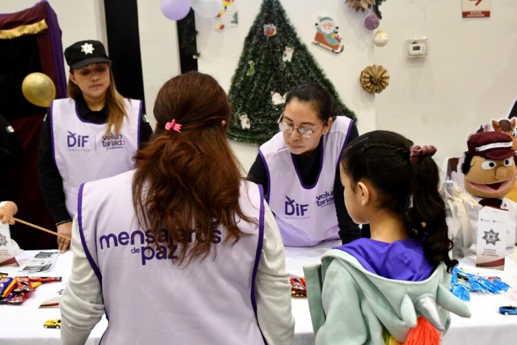 Guardia Estatal de Género realiza campaña de difusión en Segundo Bazar ‘’Un DIFciembre para Recordar’’