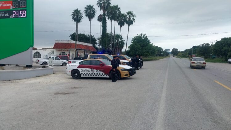Guardia Estatal mantiene proximidad con visitantes y viajeros de Llera