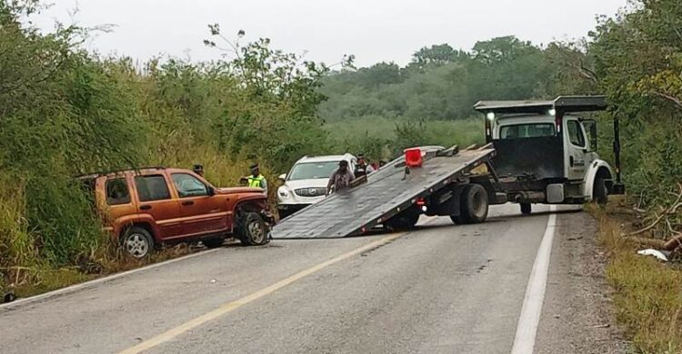 Choque entre tres vehículos deja varios heridos en la Carretera Federal Costera del Golfo-Aldama