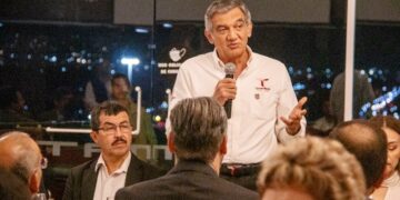 Respalda gobernador proyecto del rector Dámaso Anaya