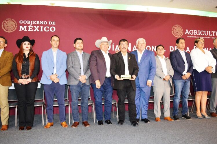 Recibe la UAT reconocimiento nacional de la Secretaría de Agricultura y Desarrollo Rural