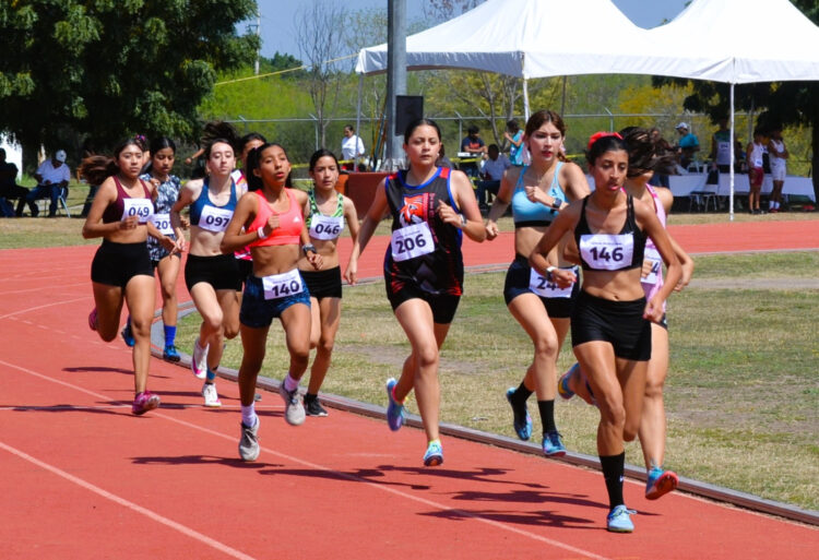 Domina Matamoros estatal de atletismo