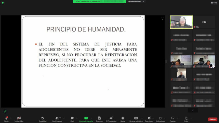 Capacitan elementos de la PJGT con el curso Sistema Integral de Justicia Penal para Adolescentes”.