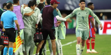 México golea a Panamá y avanza a la final de Nations League